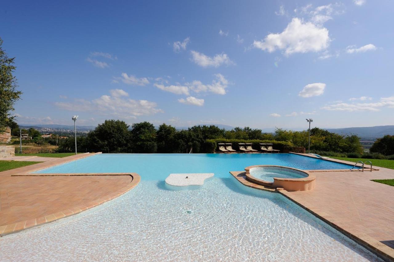 Agriturismo Il Vecchio Mandorlo Perugia Luaran gambar