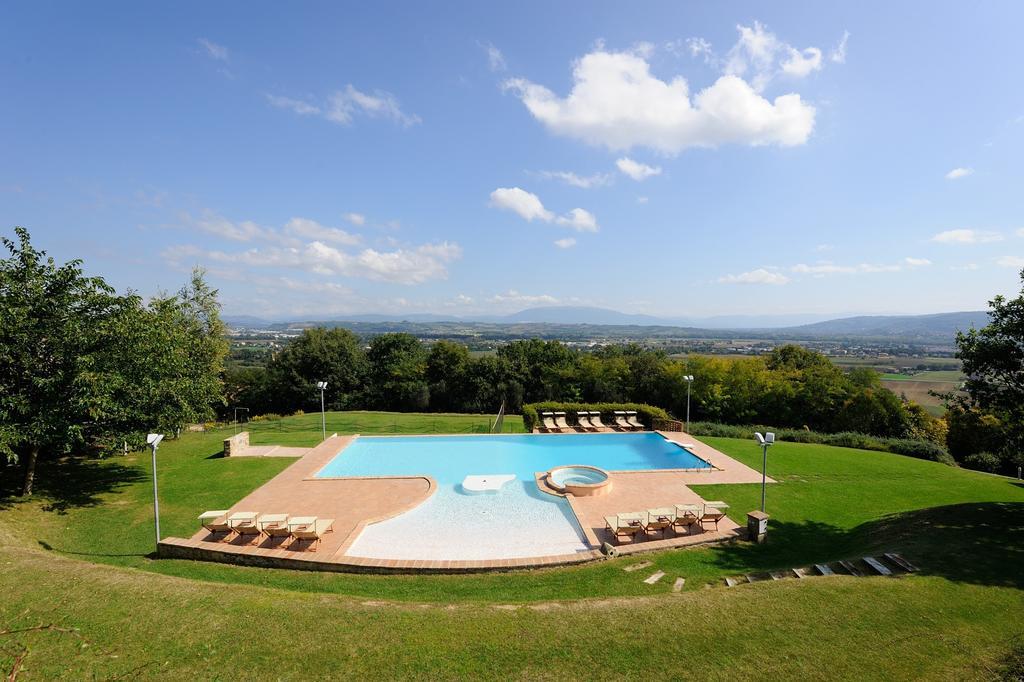 Agriturismo Il Vecchio Mandorlo Perugia Luaran gambar