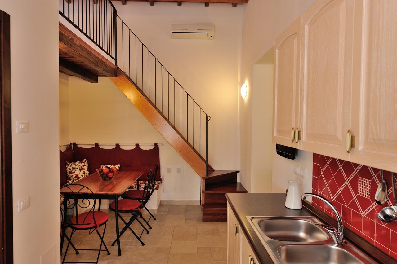 Agriturismo Il Vecchio Mandorlo Perugia Luaran gambar